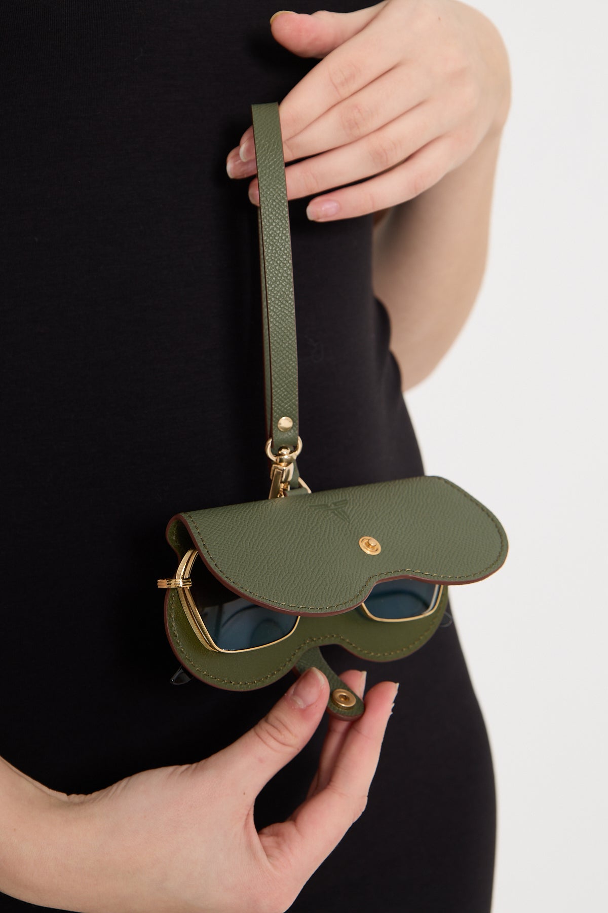 Deri Gözlük Kılıfı - Çantaya Asılabilir